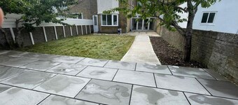 NEW Immaculate Garden Flat