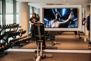 Fitness facility - Bright & Modern Downtown Stay (Kitchener)