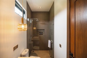 Deluxe Villa, 3 Bedrooms, Private Pool, Pool View | Bathroom | Bidet - Rocca Bella Villa 2 by Alfred in Bali (Canggu)