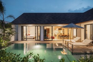 Outdoor pool, pool umbrellas, pool loungers