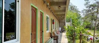 Jayzada Fang Resort
