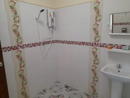 经典客房, 1 张特大床 | 浴室