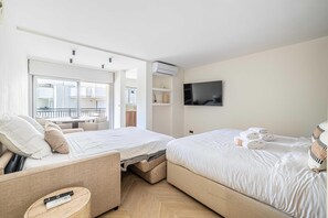 Ferros/tábuas de passar roupa, Wi-Fi de cortesia, roupa de cama