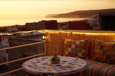 Terraza o patio. AFRIVISTA