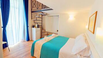 Comfort Quadruple Room, Courtyard View | Egyptian cotton sheets, premium bedding, down comforters