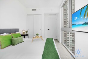 2 bedrooms, iron/ironing board, travel cot, WiFi - Beautiful 2BR Apartment with gym and Pool (Miami)