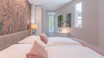 2 quartos, ferros/tábuas de passar roupa, Wi-Fi de cortesia