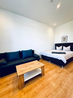 Fer et planche à repasser