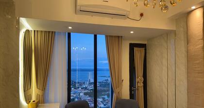Pollux BAKAF Apartment TOP FLOOR 55th SEA VIEW - BATAM CENTER