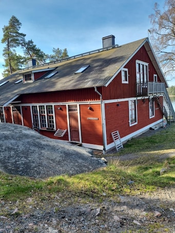 Fachada de la propiedad. Siaröfortet