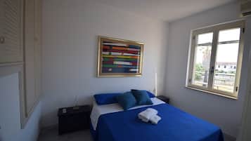 House, Patio | 2 bedrooms, free WiFi