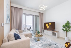 Luxury Apartment, City View | Living area