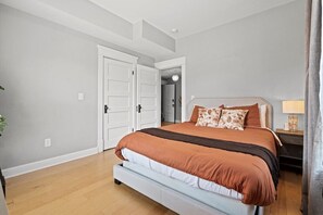 Second floor bedroom with queen bed