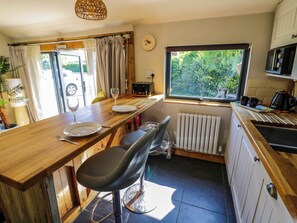 Dishwasher, cookware/dishes/utensils - The Pheasant's Nest (Malvern)