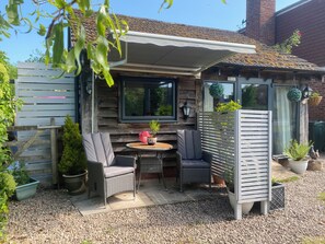 Terrace/patio - The Pheasant's Nest (Malvern)
