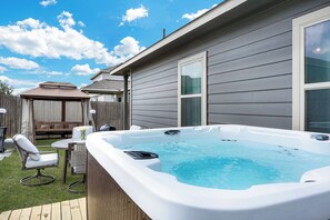 Terrace/patio - Stylish Hot Tub Retreat | BBQ Yard Games WiFi Pets (Converse)
