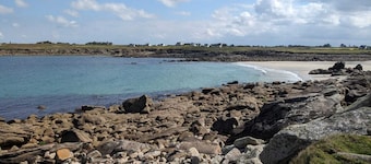 Ty Feunteun - Breton cottage 5 minutes' walk from the beach