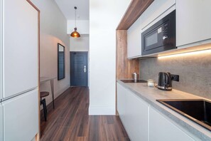 Fridge, microwave, stovetop, toaster
