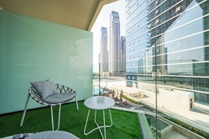 Studio, balcon, vue ville | Vue de la chambre