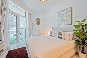 Studio, Balcony, City View | Free WiFi - Sophisticated Studio Escape – Luxury Design (Dubai)