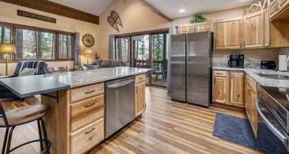 Deer Mountain Hideaway