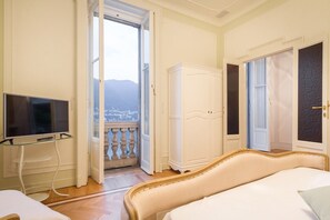 5 chambres, fer et planche à repasser, lit parapluie, Wi-Fi gratuit
