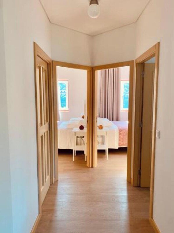 2 bedrooms, WiFi, bed sheets