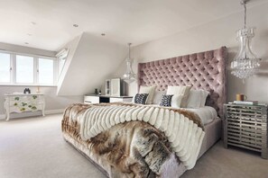 4 quartos, Wi-Fi, roupa de cama