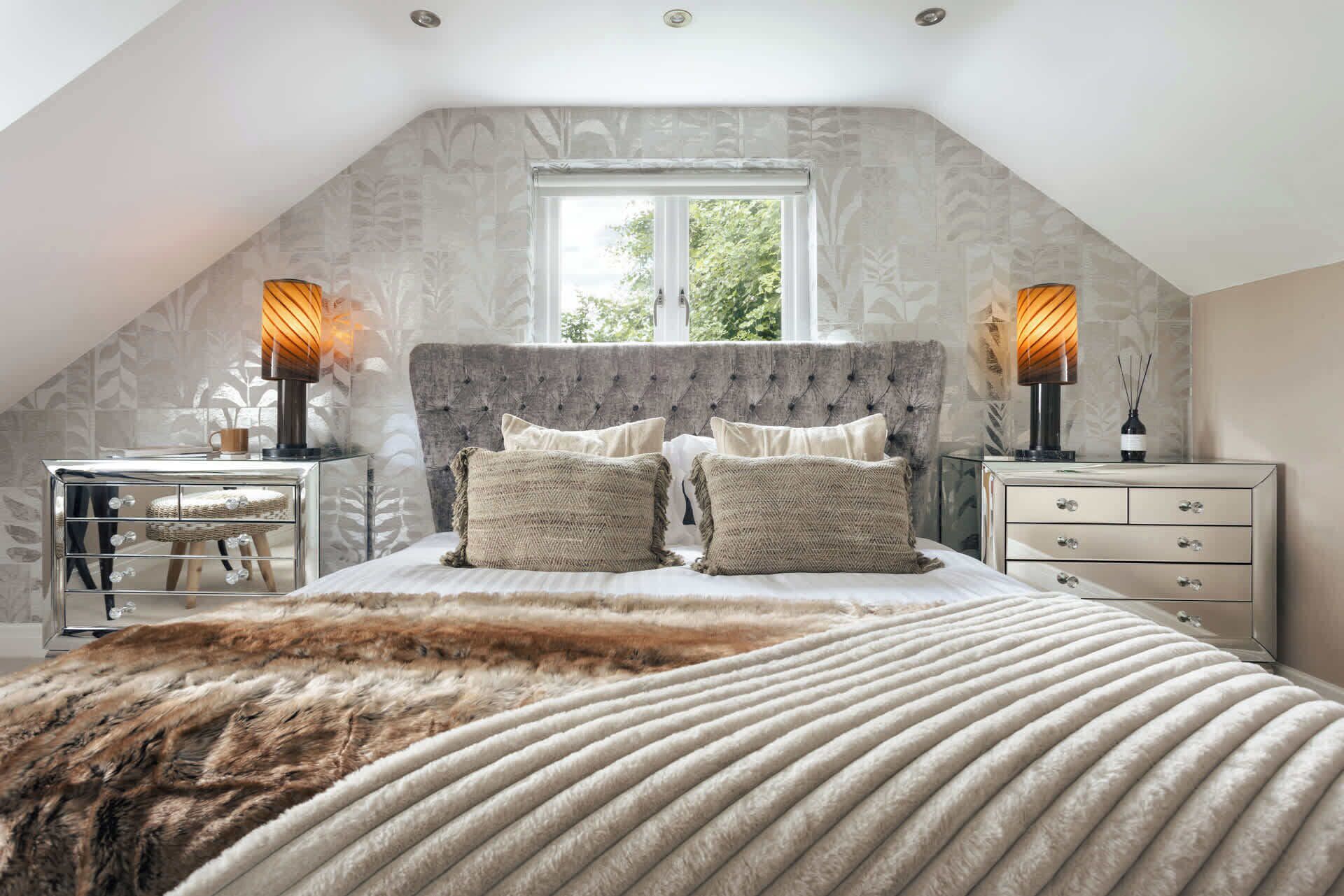 4 bedrooms, WiFi, bed sheets