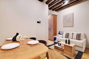 Televisie en een kantoor