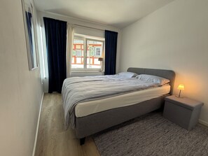 1 bedroom, iron/ironing board, free WiFi, bed sheets - Cozy vacation accommodation "Hegau" in Sipplingen on Lake Constance (Sipplingen)