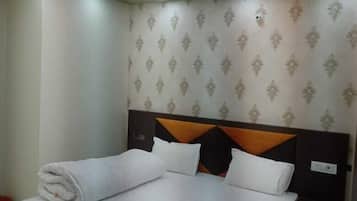 Chambre Double Deluxe, vue ville | Bureau, espace de travail pour ordinateur portable, Wi-Fi gratuit