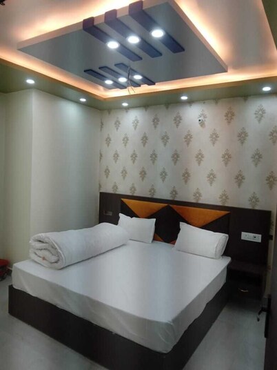 HOTEL RAMAYANAM PALACE