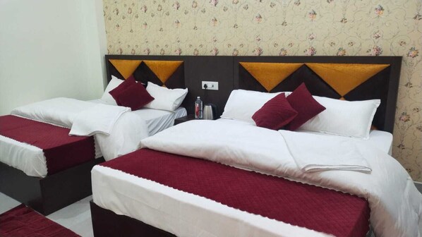 Deluxe Double Room, City View