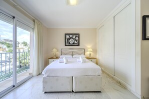 2 bedrooms, internet