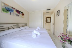 2 bedrooms, Internet