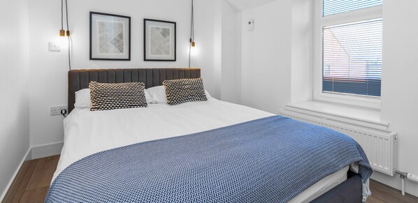 1 chambre, fer et planche à repasser, Wi-Fi, draps fournis