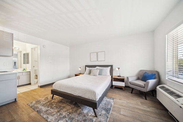 Desk, iron/ironing board, travel crib, free WiFi