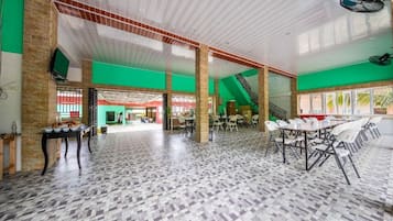 Lobby-Lounge