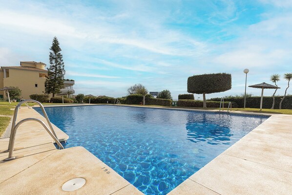 Utomhuspool
