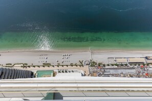 Apartment | 2 bedrooms - Coastal Living w Uninterrupted Sea Palm Views (Dubai)