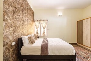 Villa (1 Bedroom) | 3 habitaciones y espacio para trabajar con laptop 