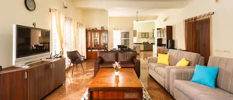 Villa (1 Bedroom) | Front of property