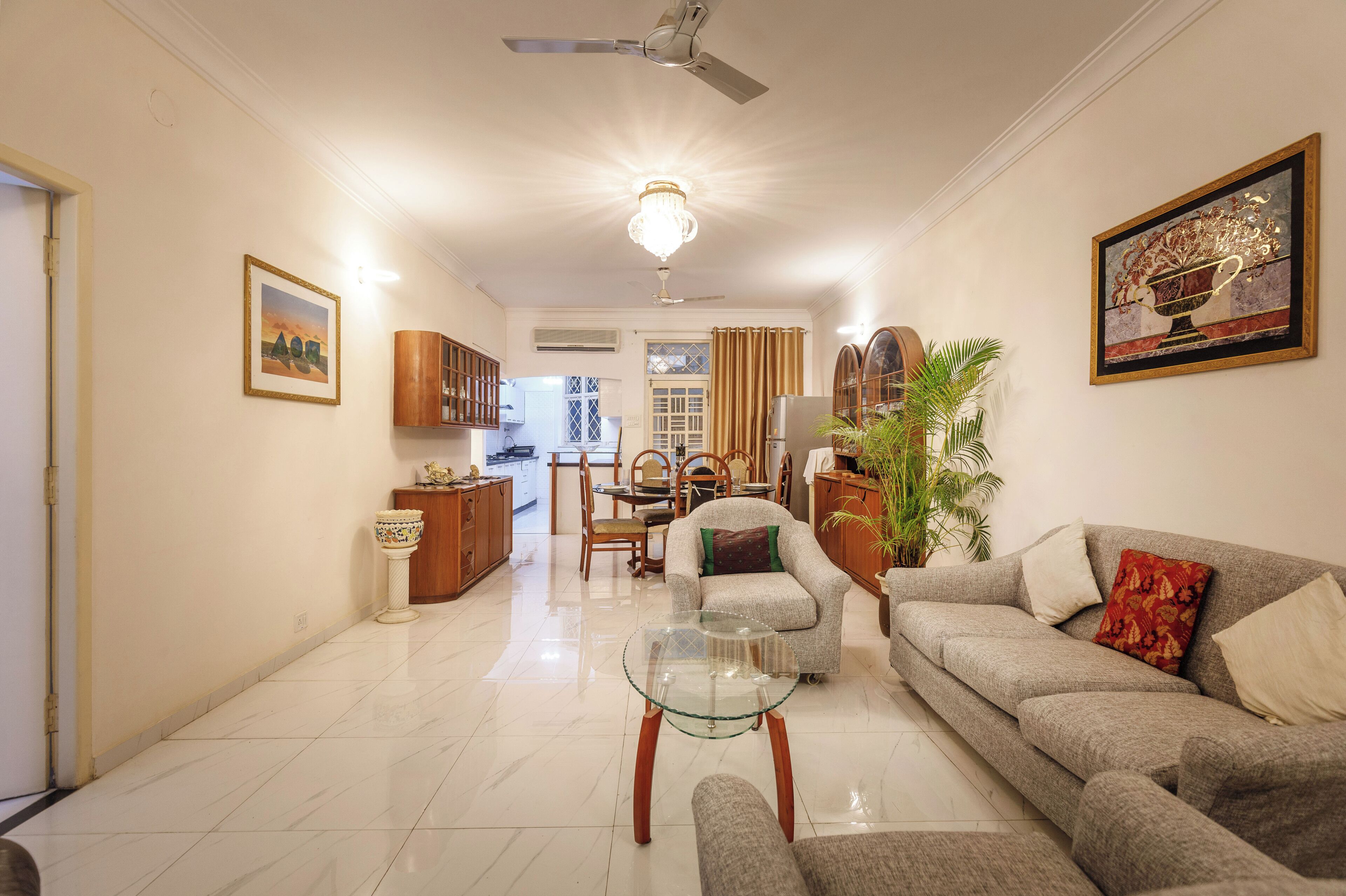 Apartment (2 Bedrooms) | Front of property