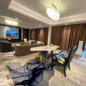 エコノミー アパートメント バルコニー シティビュー | リビング エリア