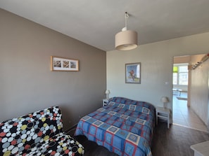 1 bedroom