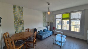 Unclassified image, 4 of 10, button - Apartment 3 Pers 100m from Beach, Pets Welcome (Fort-Mahon-Plage)