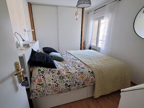2 bedrooms, free WiFi - Apartment 50m from beach with parking and Wi-Fi (Fort-Mahon-Plage)