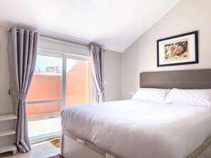 3 bedrooms, free WiFi, bed sheets