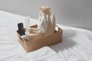 Double Room (non-Korean nationals only) | Desk, laptop workspace, soundproofing, free WiFi - Dawoo House2 (Seoul)